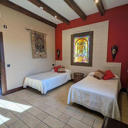 Casa Rural La Alcazaba Эль-Робледо Экстерьер фото